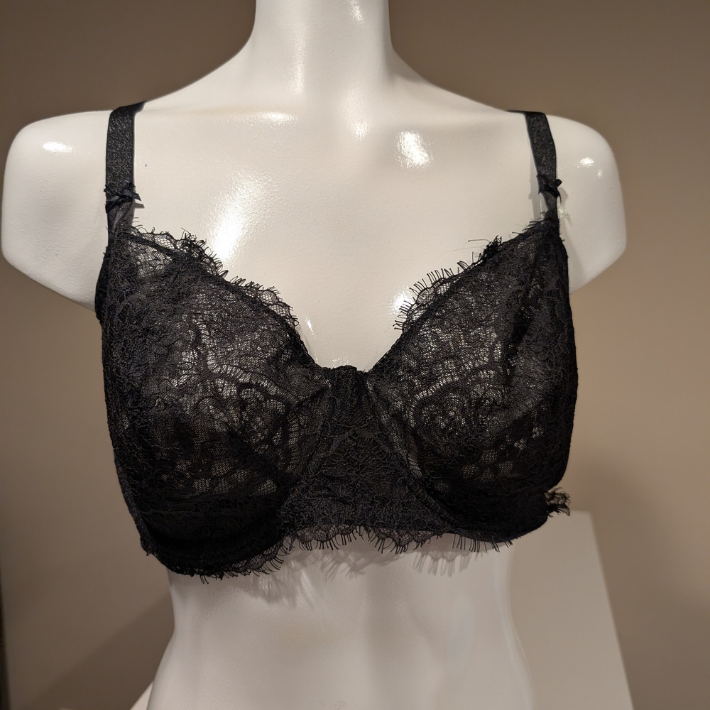 Victoria's Secret Black Lace Underwire Bra